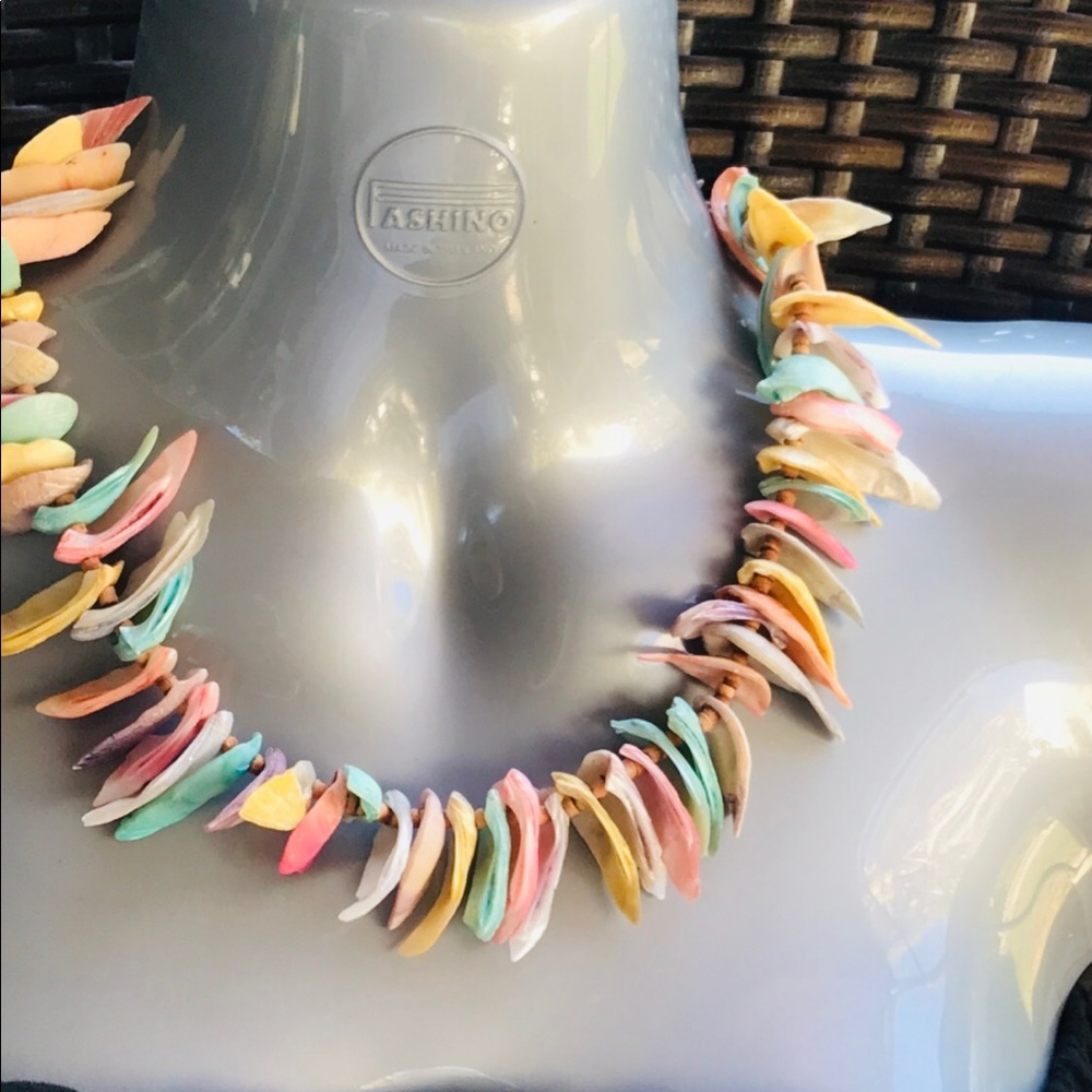 Painted seashells pastel color necklace